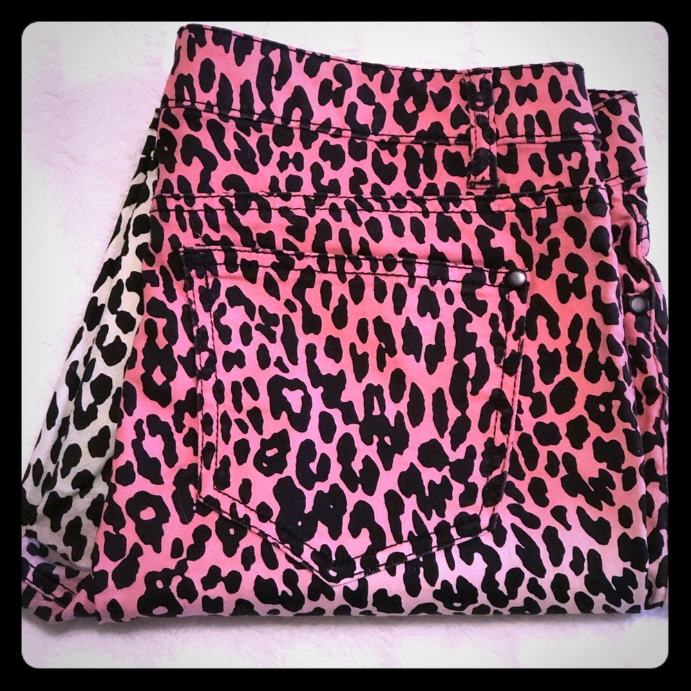 Cheetah print skinny jeans
